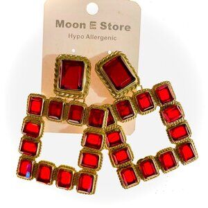 Vintage Hollow Square Gold and Red Crystal Earrings